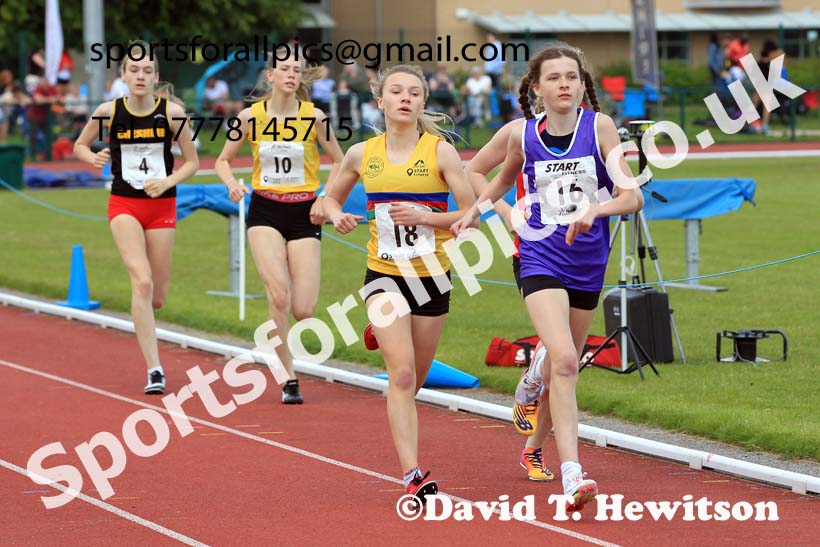 Girls Under-15s 800 metres, 2022 Northern Inter Counties U17s and U15s Track and Field, York, Thursday, June 2nd. Photo: David T. Hewitson/Sports for All Pics